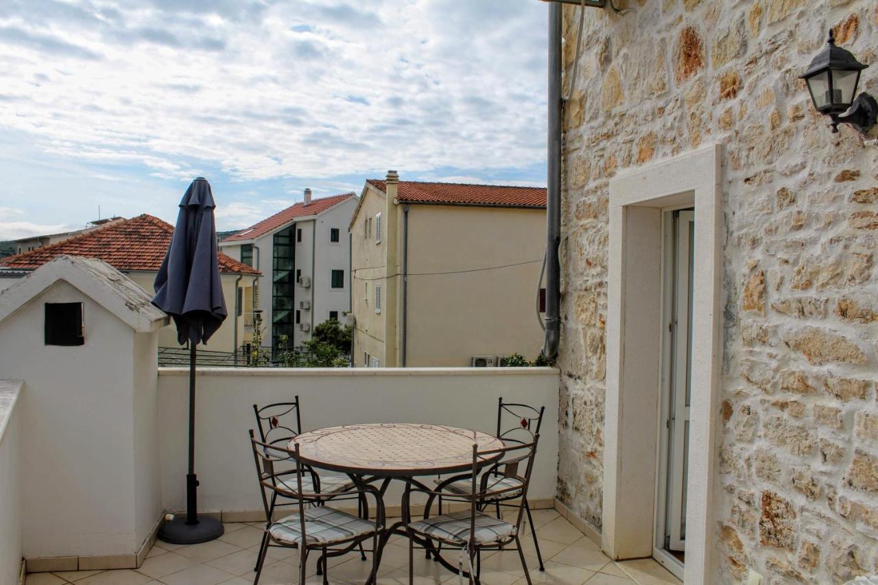 Vintage Apartment Primošten Exterior foto